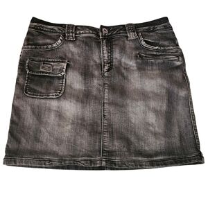 Stylish Black Denim Skirt